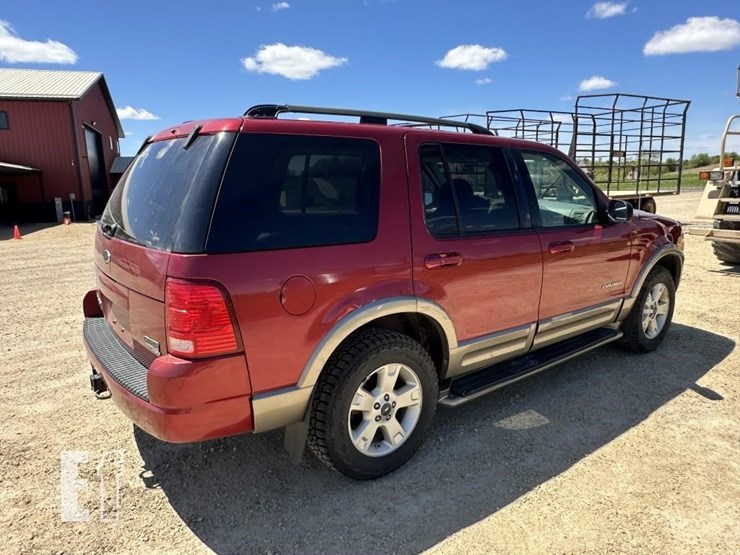 2004-ford-explorer-image-3