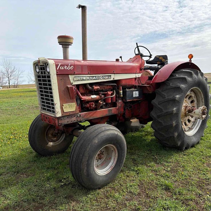 INTERNATIONAL 1206