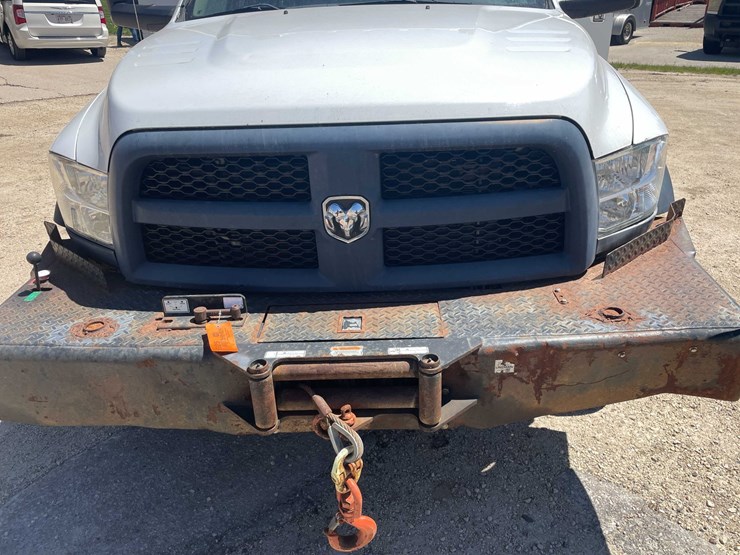 #6925-•-2013-ram-5500-heavy-duty-image-75