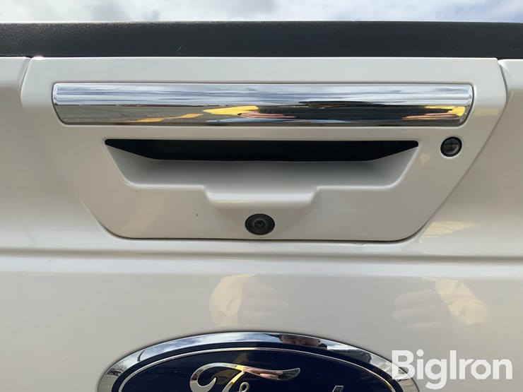 2019-ford-f150-lariat-image-16