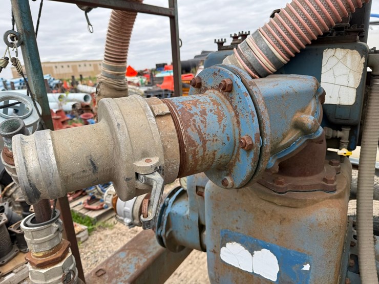 #3889-•-towable-water-pump-image-20