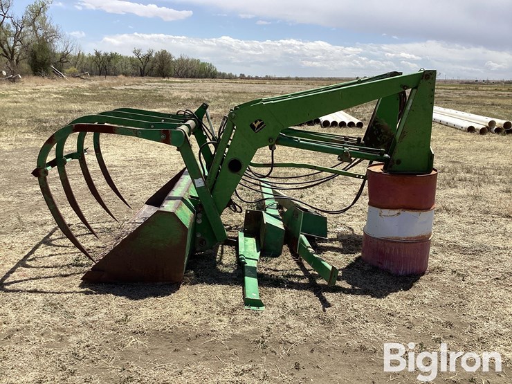 john-deere-148-image-8