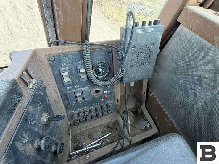 caterpillar-960f-image-40