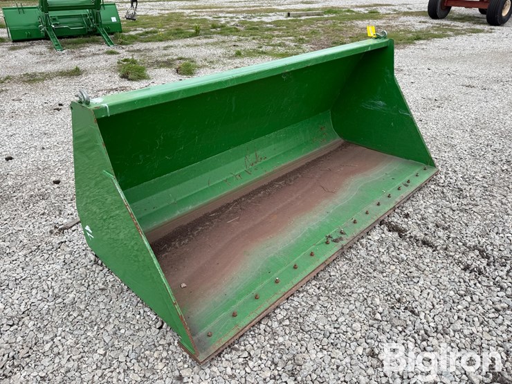 john-deere-8-image-3