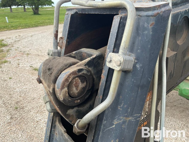 2002-john-deere-3400-image-12