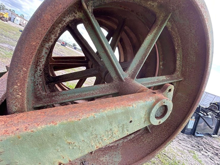pull-behind-smooth-drum-roller-image-3