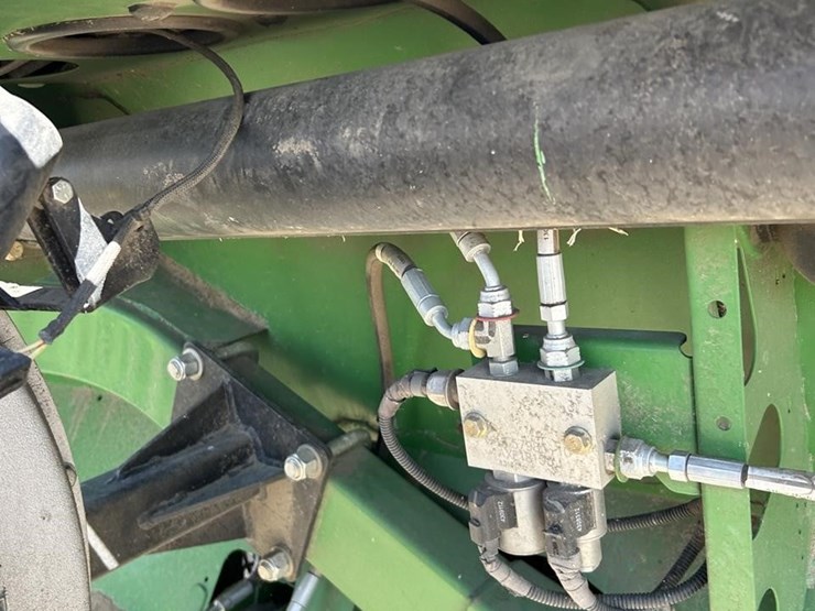 2013-john-deere-640fd-image-15