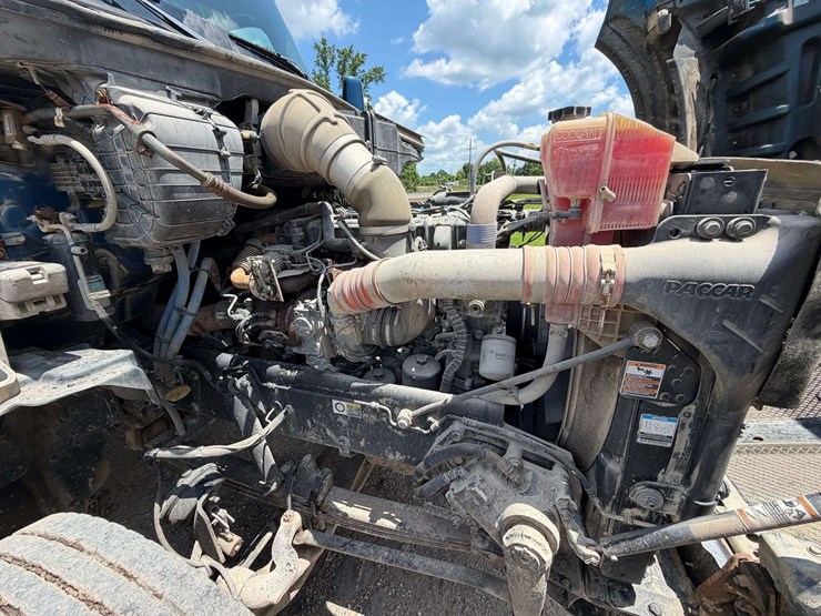2016-kenworth-t880-image-53