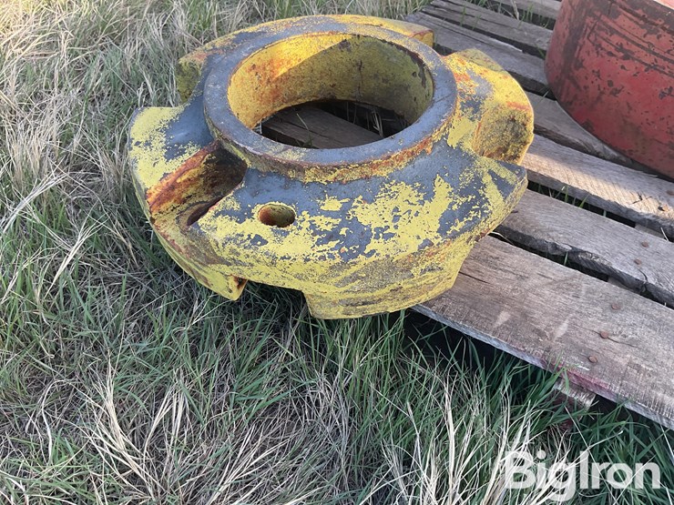 john-deere-100-image-10