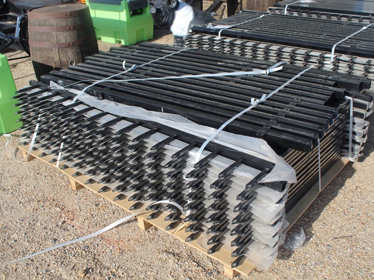 #5115-•-bundle-of-100ft-wrought-iron-powder-coated-fence-image-1