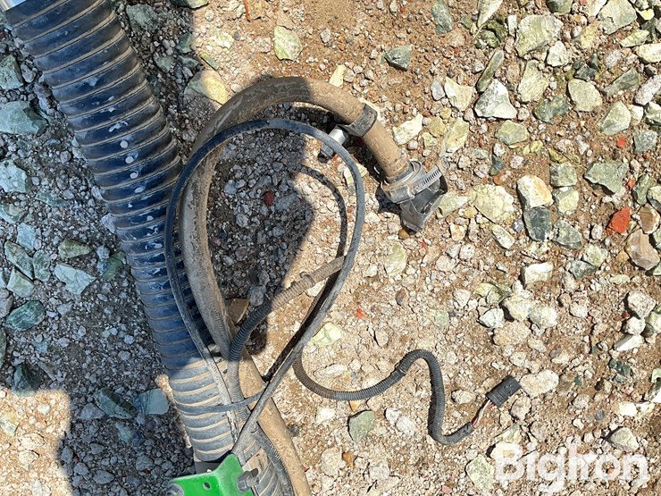 john-deere-r-image-12