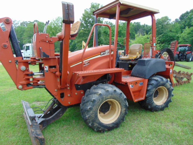 ditch-witch-rt55-image-2