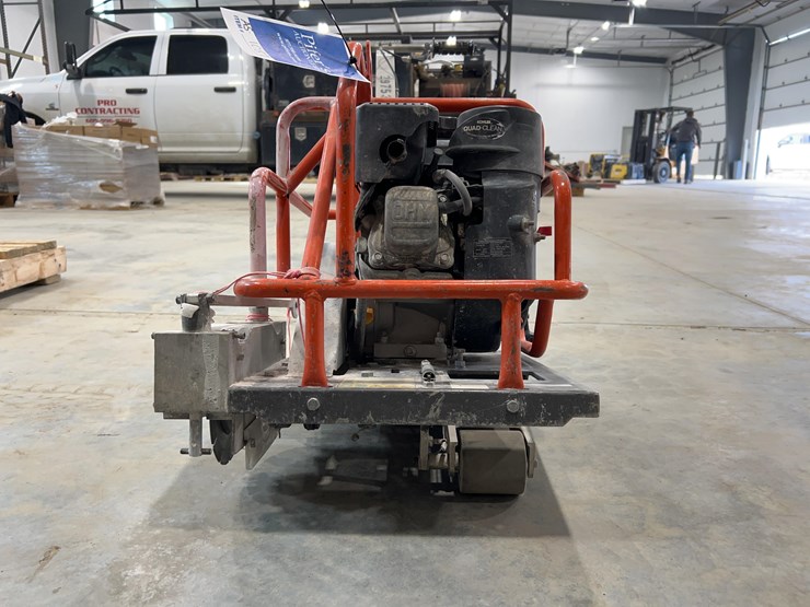 2021-husqvarna-soft-cut-x150-saw-image-6