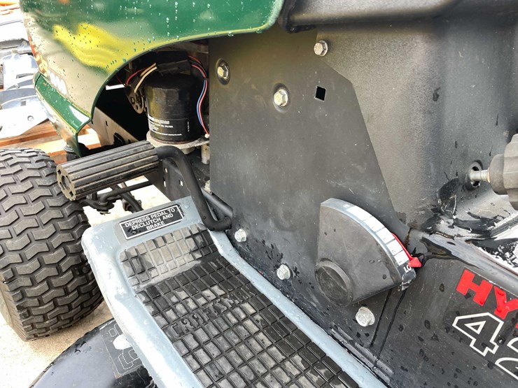 #9008-•-riding-lawn-mower-(o3)-image-12