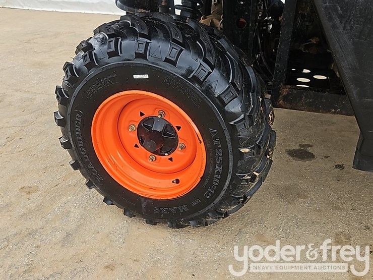 2013-bobcat-3400xl-image-14