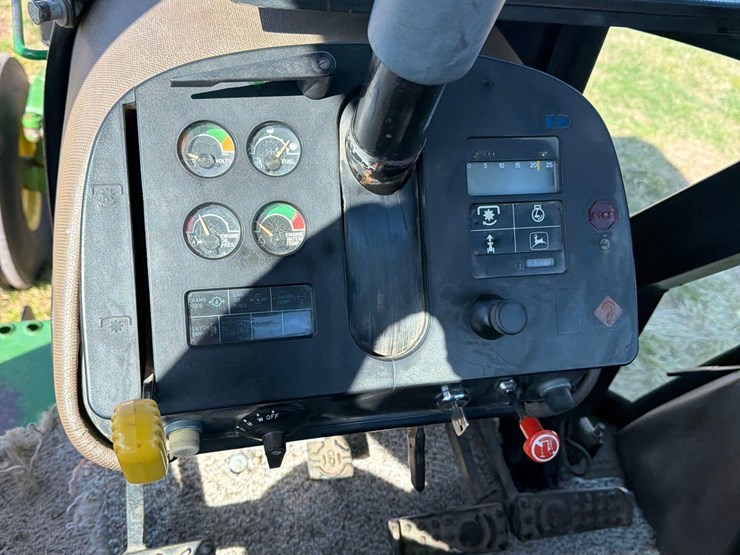 john-deere-4650-image-36