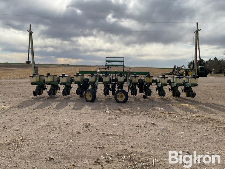 john-deere-7100-image-6