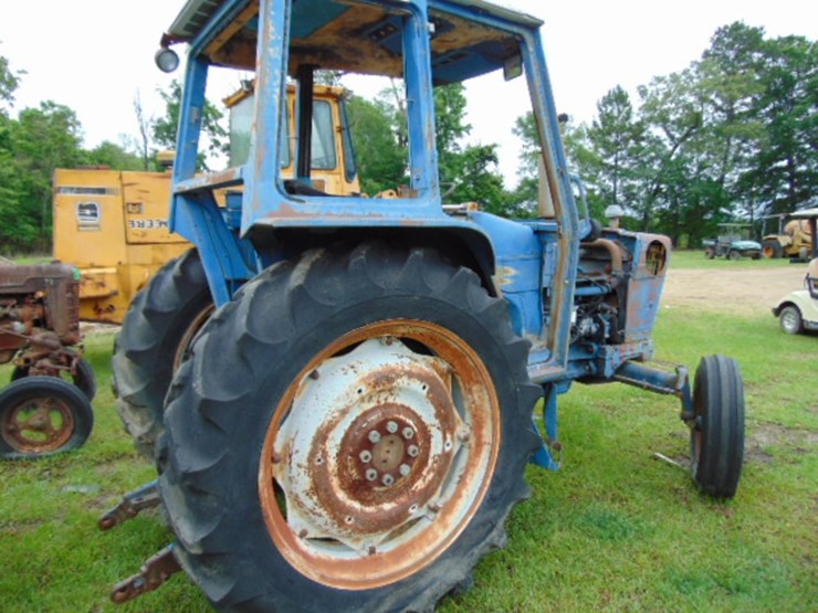 ford-4000-image-7