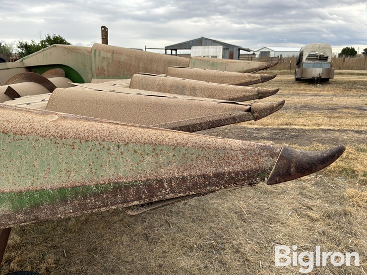 john-deere-453-image-18