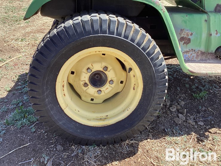 john-deere-212-image-9