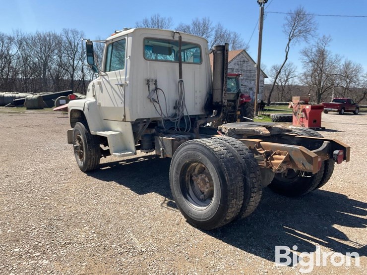 1988-ford-ln8000-image-7