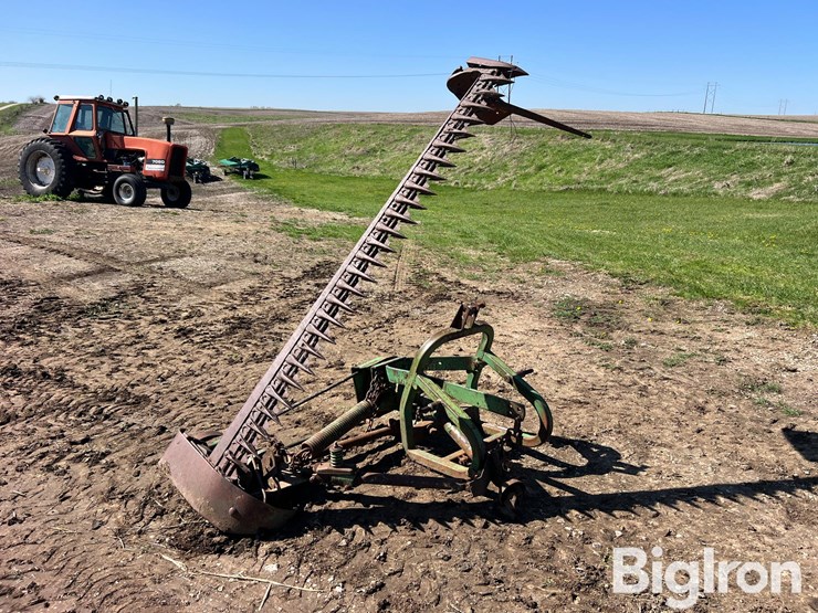 john-deere-350-image-1