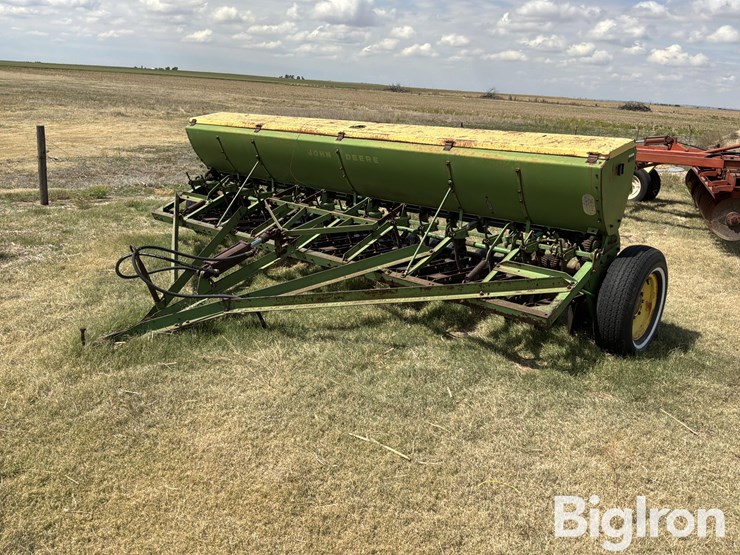 deere-tires-image-1