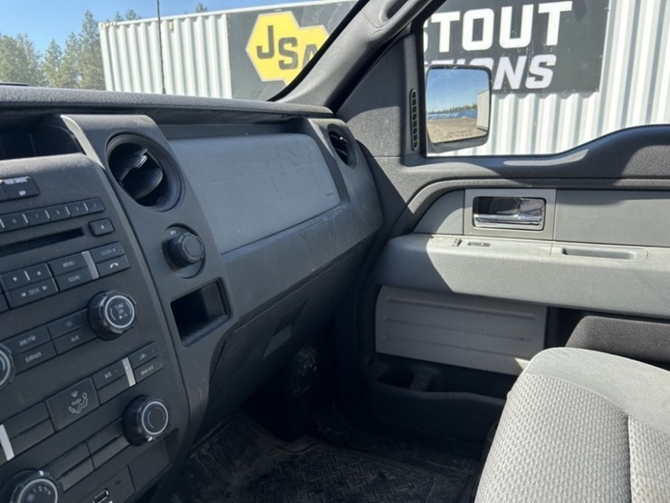 2011-ford-f150-xl-image-15