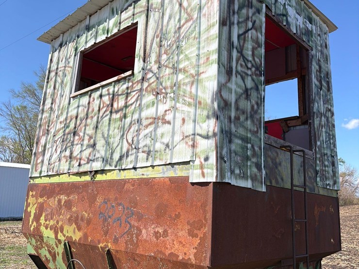 7-1/2ft-x-10ft-hunting-shack-image-13