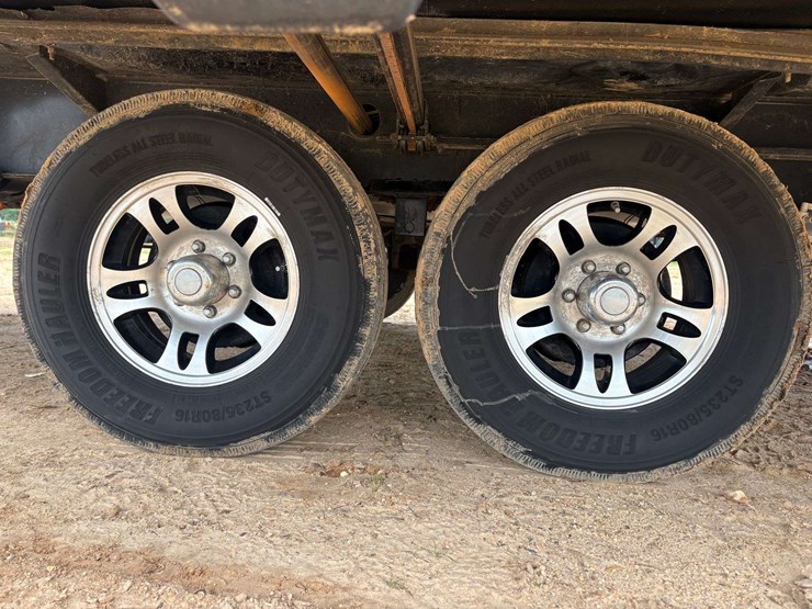2015-forrest-river-crusader-5th-wheel-travel-trailer-image-7