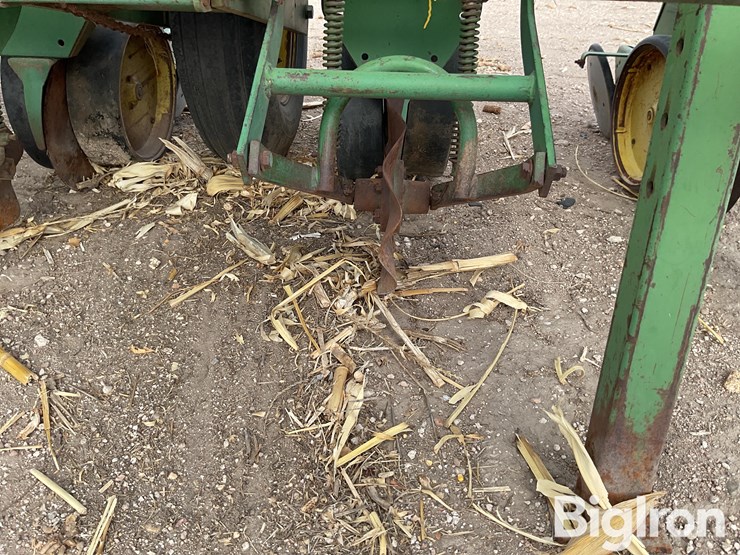 john-deere-7100-image-11