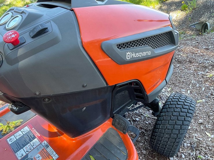 #6929-•-new-husqvarna-riding-lawn-mower-image-10