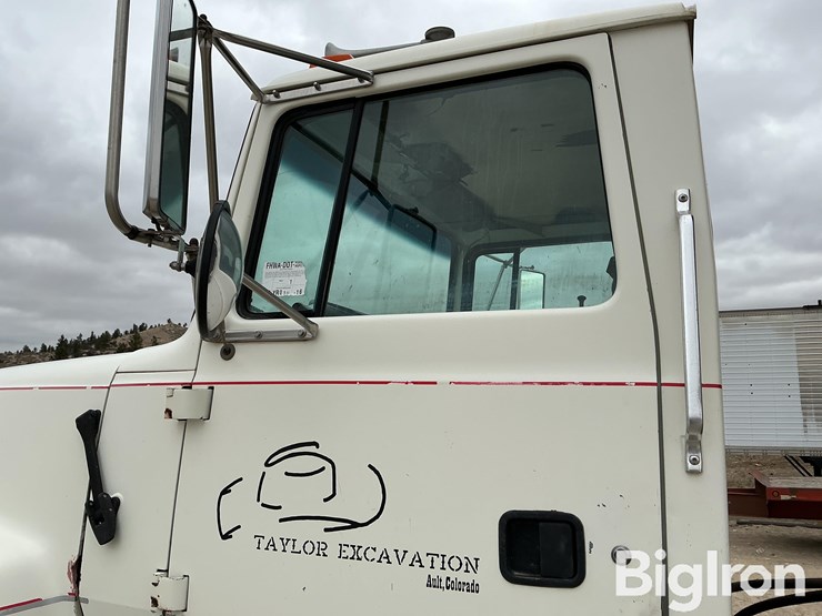 1995-ford-lt8000-image-16