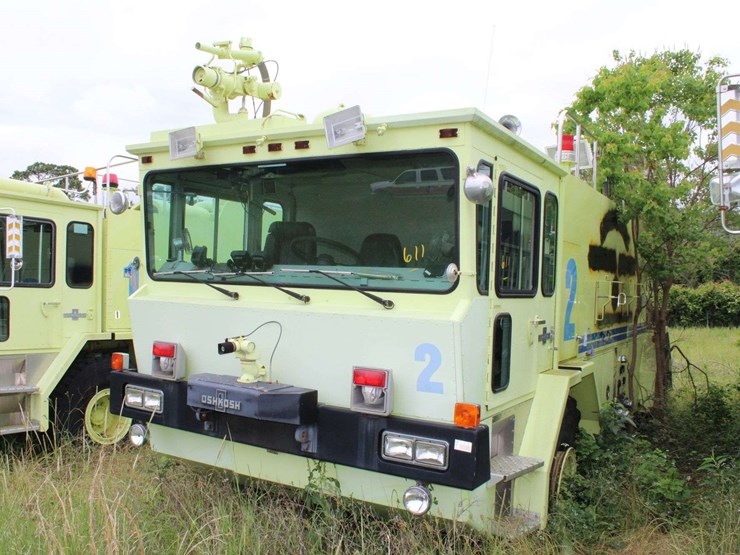 1991-oshkosh-t1500-image-1