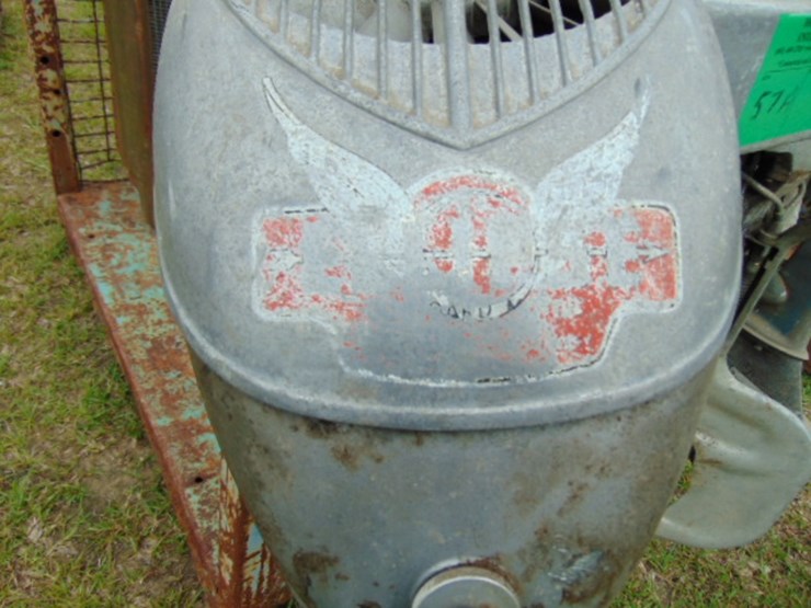 eclipse-antique-outboard-boat-motor-image-2