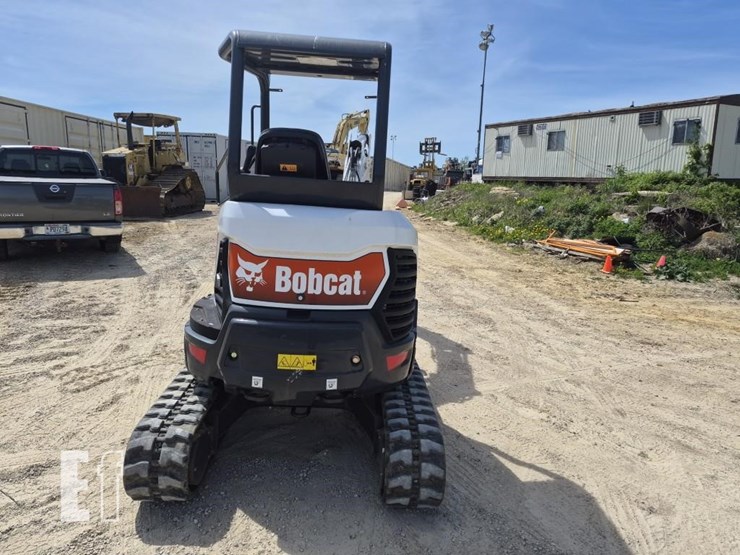 2020-bobcat-e26-image-7