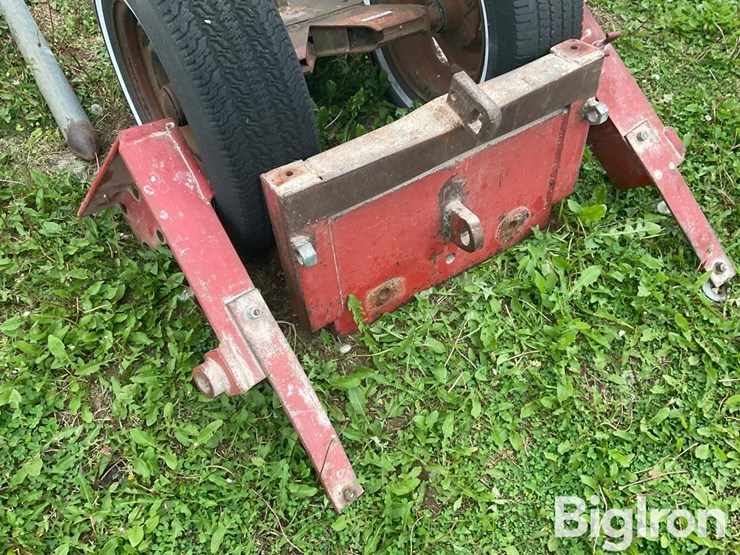massey-ferguson-175-image-12