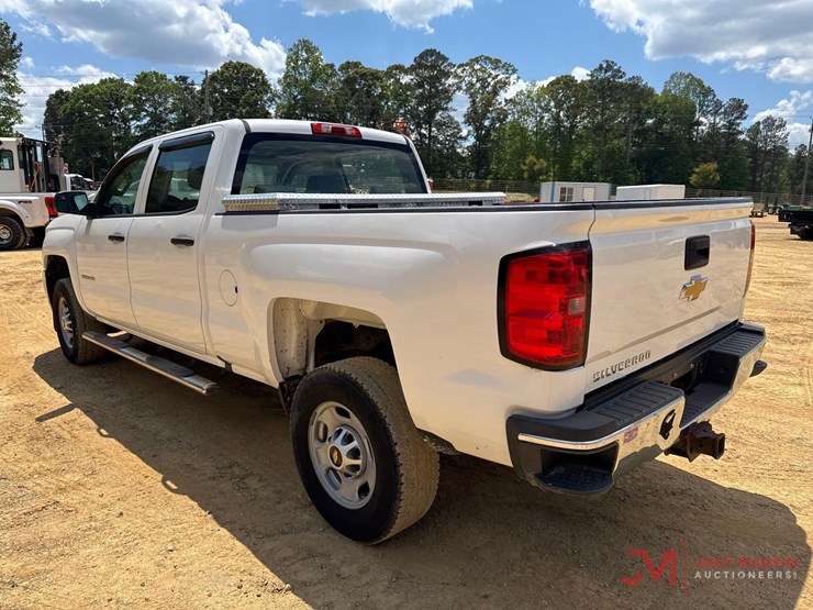 2016-chevrolet-silverado-2500-image-3