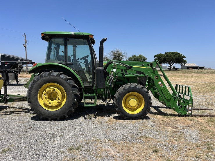 2024-john-deere-5090e-image-5
