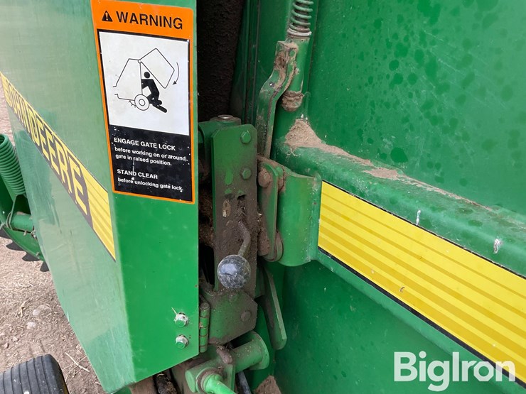 john-deere-566-image-14