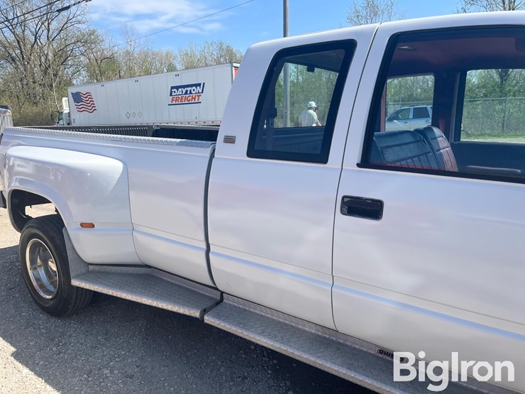 1989-chevrolet-c3500-2wd-extended-cab-pickup-image-16
