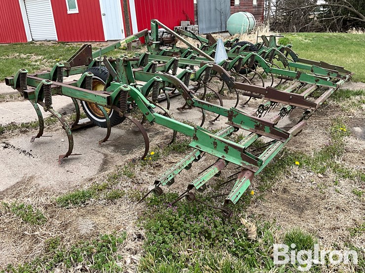 john-deere-1000-image-7