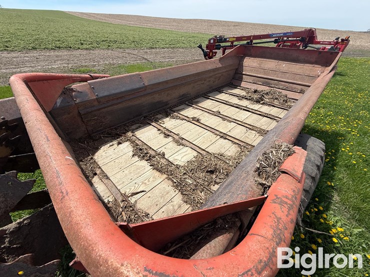 new-holland-519-image-19