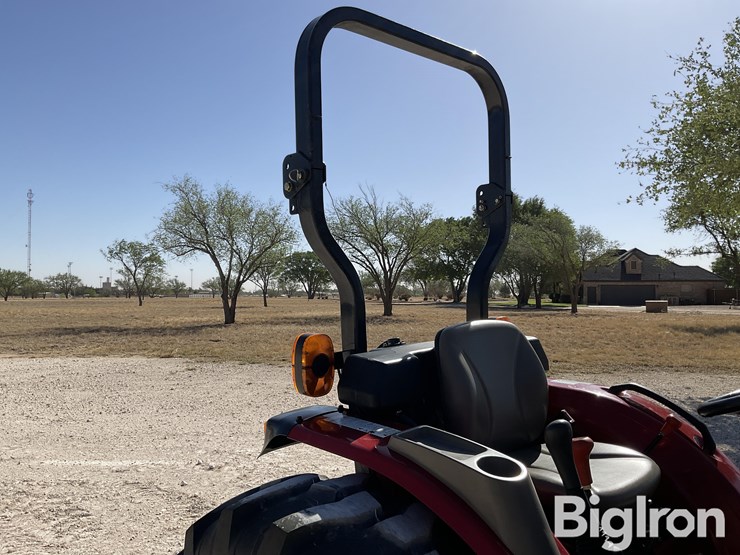 2011-case-ih-farmall-40b-image-17