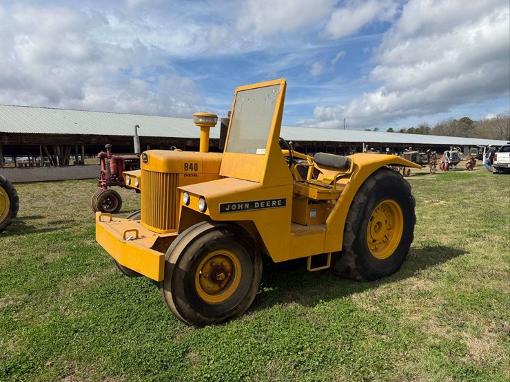 john-deere-840-image-1
