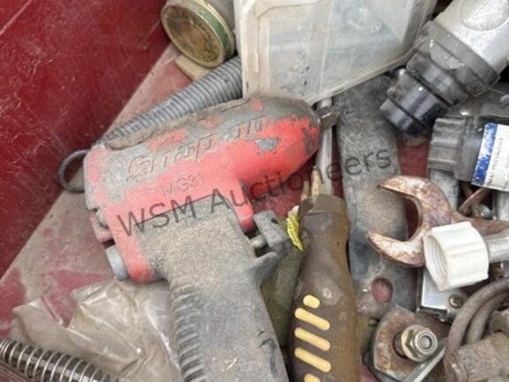 pallet-of-asst-tools-&-toolbox-image-10