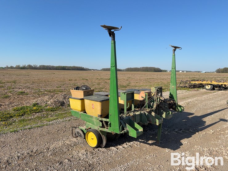 john-deere-7100-image-3