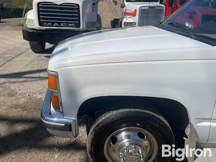 1989-chevrolet-c3500-2wd-extended-cab-pickup-image-9