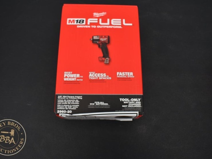 milwaukee-m18-3/8-impact-44752-image-2