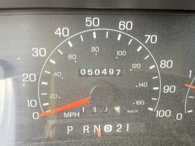 2000-ford-f550-image-31